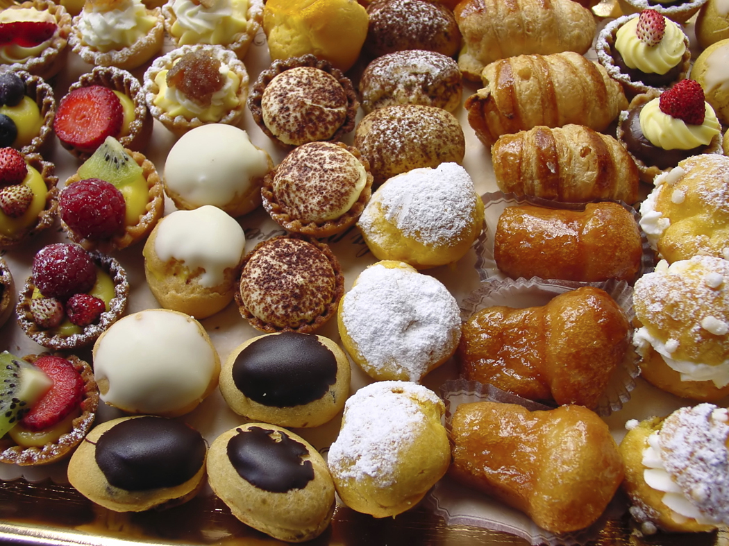 http://www.reteradioazzurra.it/immagini/images/come_aprire_una_tua_pasticceria.jpg